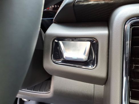 New 2026 GMC Yukon AT4 w/ AT4 Premium Plus Package AWD/4WD image 14