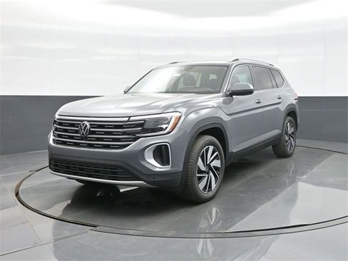 New 2026 Volkswagen Atlas SEL image 3