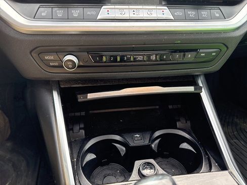 Used 2021 BMW 330i xDrive Sedan w/ Driving Assistance Package image 25