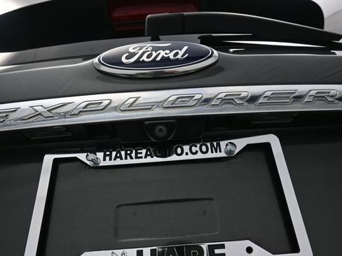 Used 2015 Ford Explorer Limited FWD image 26