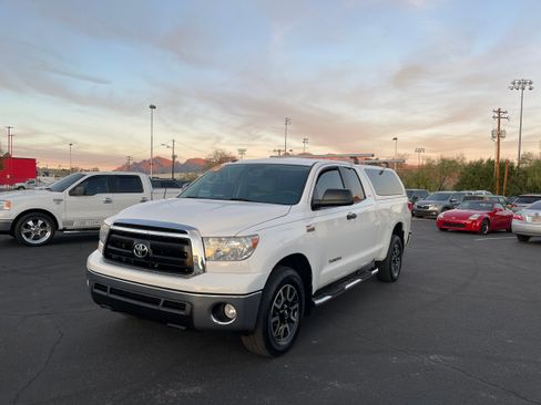 Used 2012 Toyota Tundra 2WD Double Cab w/ SR5 Pkg image 1