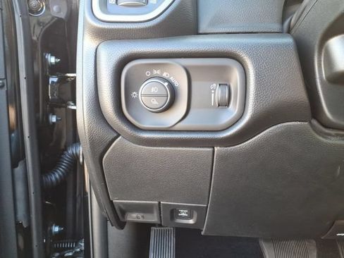 Used 2026 RAM 2500 Tradesman AWD/4WD image 16