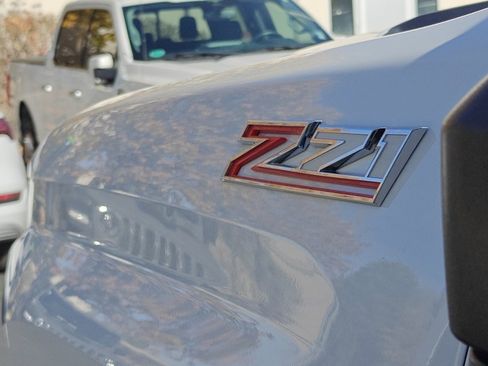 Used 2023 Chevrolet Silverado 3500 LT w/ Convenience Package image 33