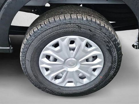 New 2026 Ford Transit 250 148 Medium Roof w/ Load Area Protection Package image 10