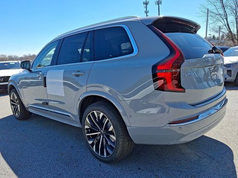 New 2026 Volvo XC90 T8 Ultra w/ Protection Package Premier AWD/4WD image 3