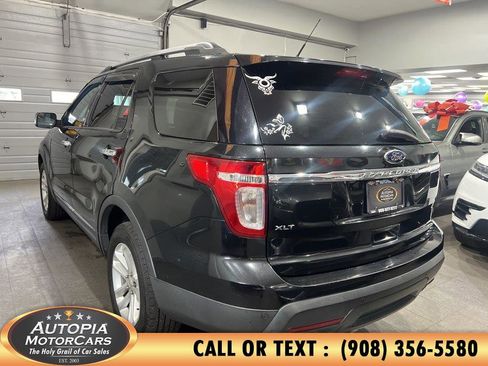 Used 2014 Ford Explorer XLT w/ Equipment Group 201A image 4