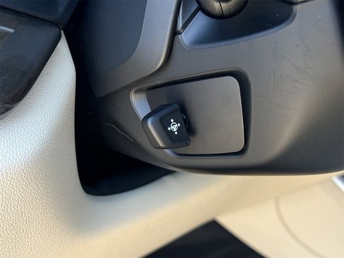 Used 2022 BMW X5 xDrive40i w/ Premium Package image 15