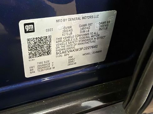 Used 2023 Buick Enclave Essence AWD/4WD image 55