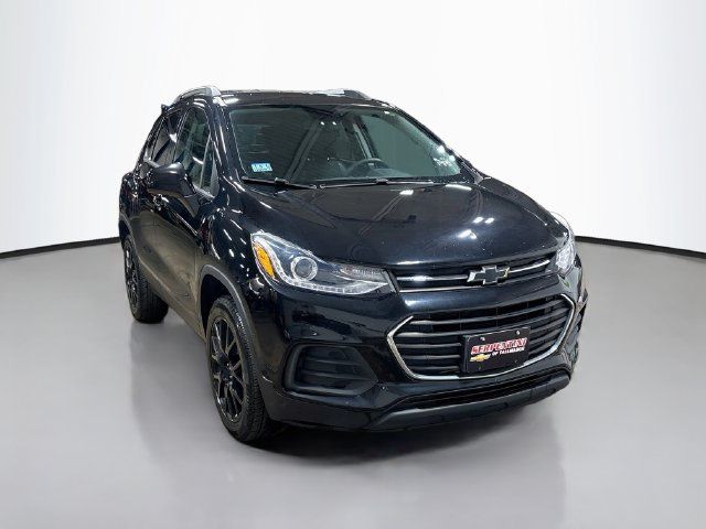 Used 2021 Chevrolet Trax LT w/ Driver Confidence Package AWD/4WD image 5