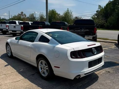 Used 2013 Ford Mustang Coupe RWD image 6