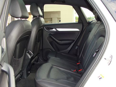 Used 2016 Audi Q3 2.0T Premium Plus AWD/4WD image 13