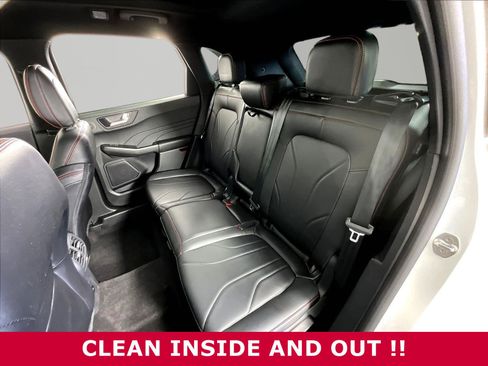 Used 2025 Ford Escape ST-Line Elite w/ Premium Technology Package AWD/4WD image 22