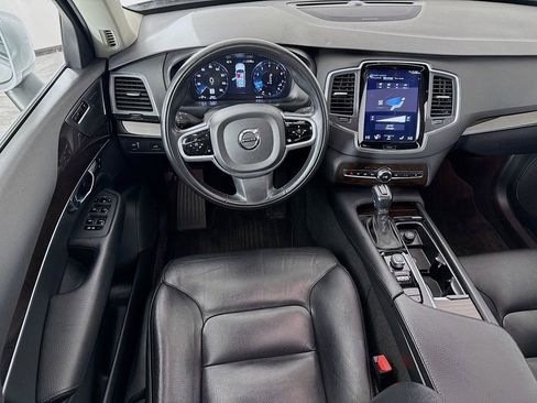 Used 2019 Volvo XC90 T6 Momentum image 24