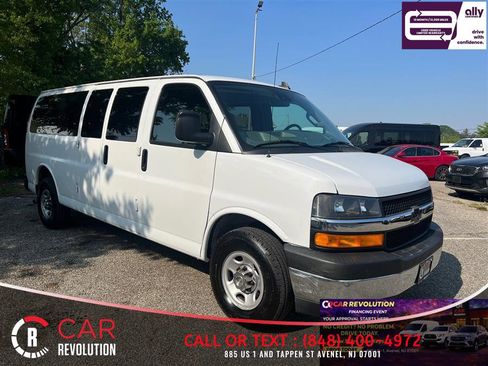 Used 2020 Chevrolet Express 3500 LT w/ LT Preferred Equipment Group RWD image 1
