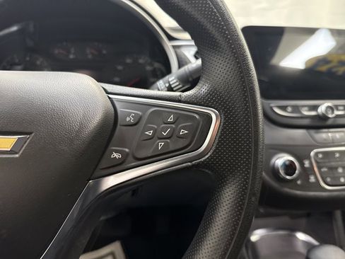 Used 2024 Chevrolet Malibu LT image 18