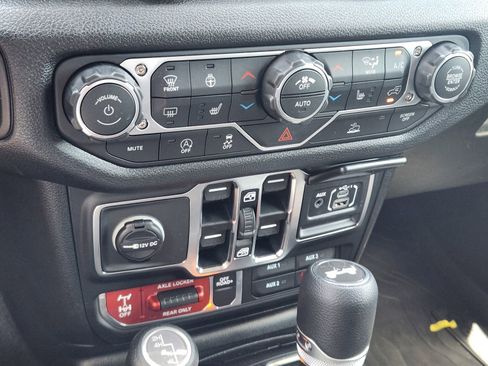 New 2026 Jeep Wrangler Unlimited Sport AWD/4WD image 18