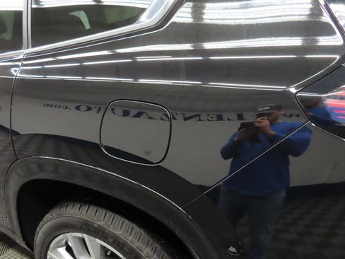 Used 2024 GMC Acadia Denali image 48