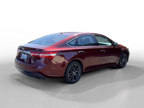 Used 2014 Toyota Avalon XLE Touring FWD image 5