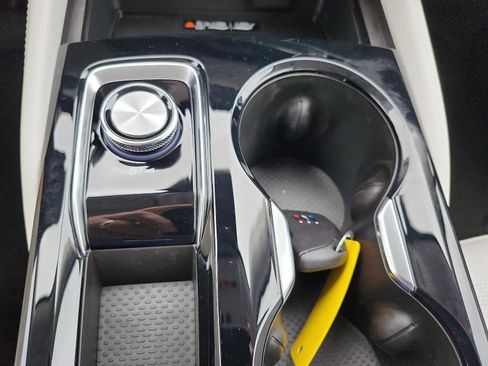 New 2026 Buick Envision Avenir image 17