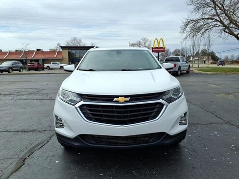 Used 2019 Chevrolet Equinox LT w/ Sun & Navigation Package image 2