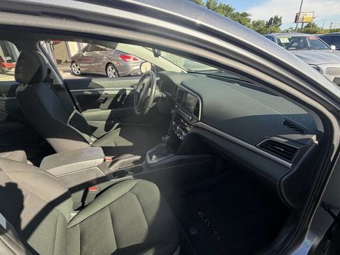 Used 2019 Hyundai Elantra Value Edition w/ Cargo Package FWD image 18