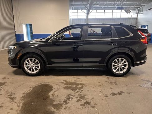 Used 2025 Honda CR-V EX image 6