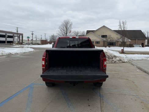 Used 2018 Ford F150 XLT w/ Equipment Group 302A Luxury image 8