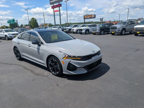 Used 2021 Kia K5 GT-Line AWD/4WD image 2