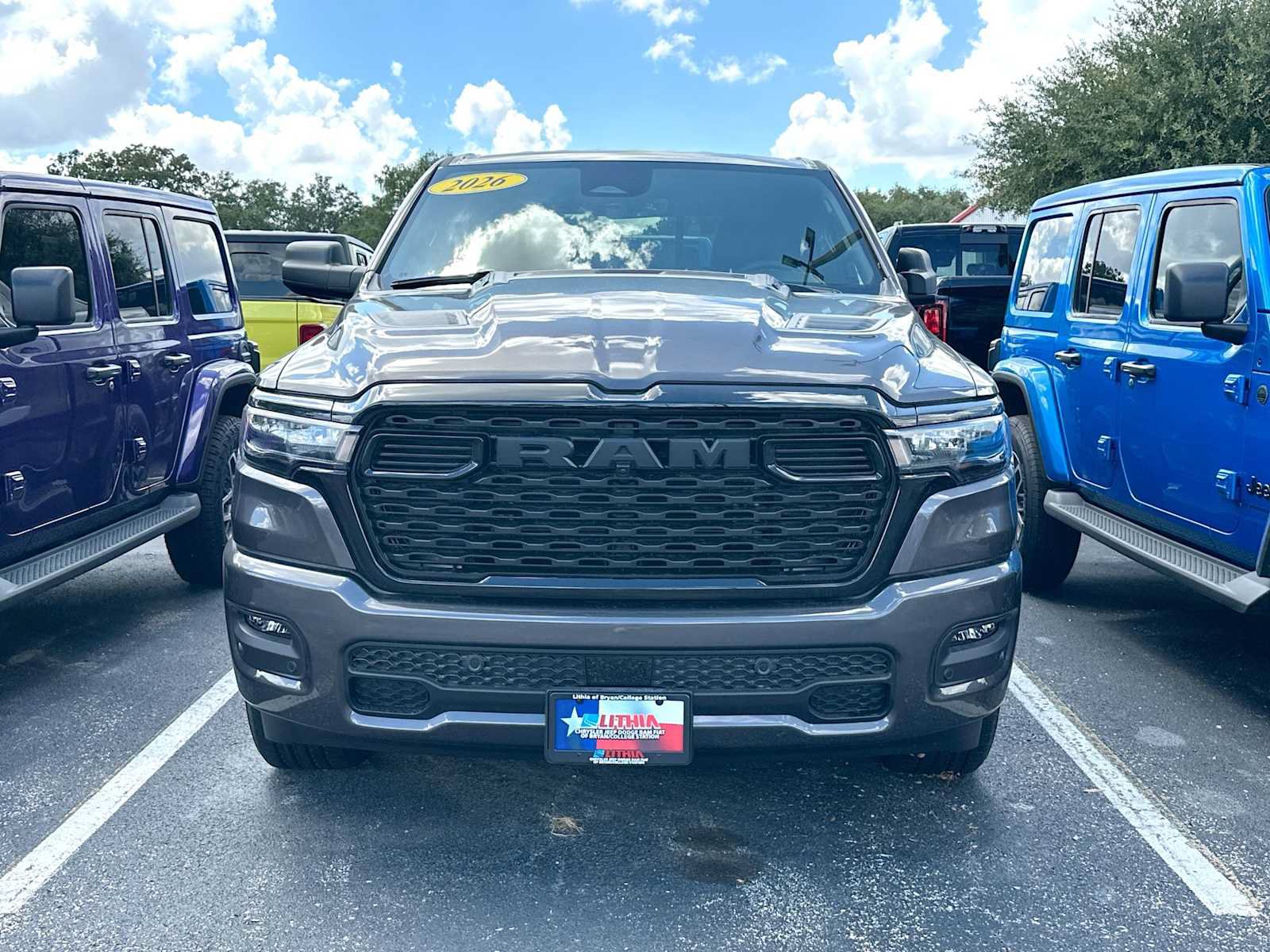 New 2026 RAM 1500 Express AWD/4WD image 2