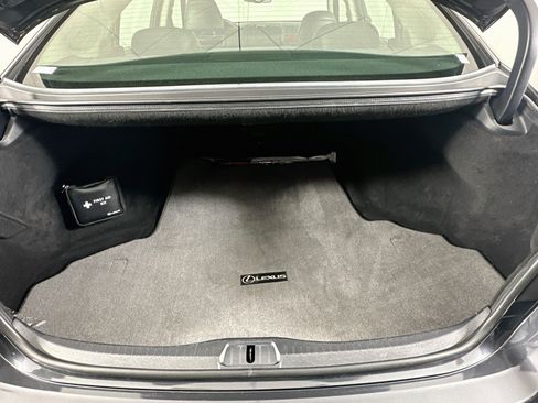Used 2011 Lexus LS 460 L w/ Luxury Pkg AWD/4WD image 29