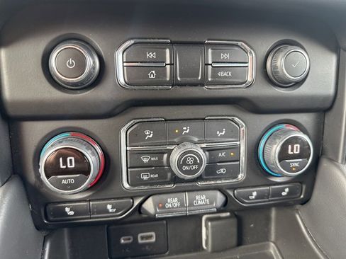 Used 2022 Chevrolet Tahoe RST w/ Luxury Package image 20