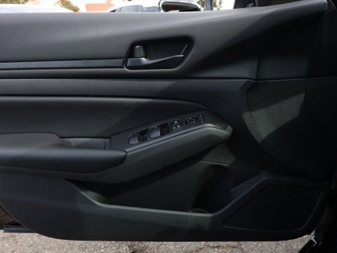 New 2025 Nissan Altima 2.5 S image 22