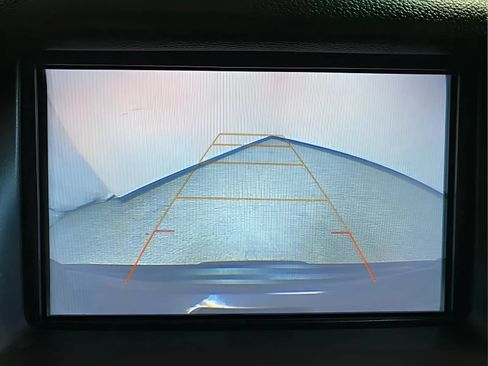 Used 2018 GMC Yukon SLE w/ SLE Value Package RWD image 20