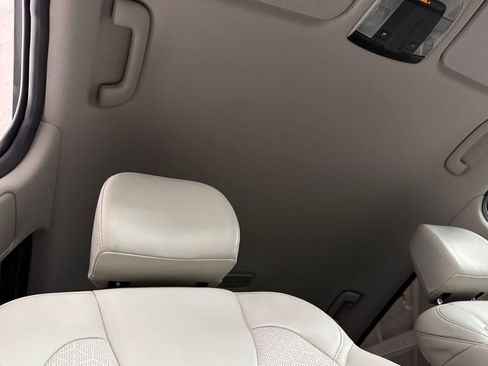 Used 2023 Kia Sorento EX AWD/4WD image 17