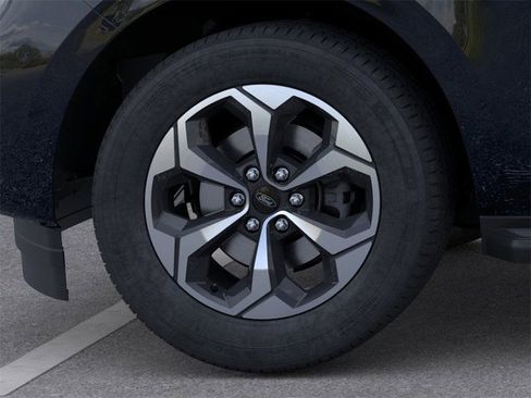 New 2026 Ford Expedition Active image 19