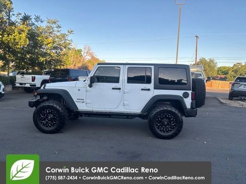 Used 2018 Jeep Wrangler Unlimited Sport S AWD/4WD image 5