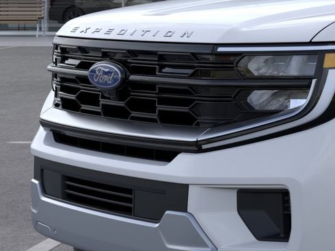 New 2026 Ford Expedition Platinum AWD/4WD image 17