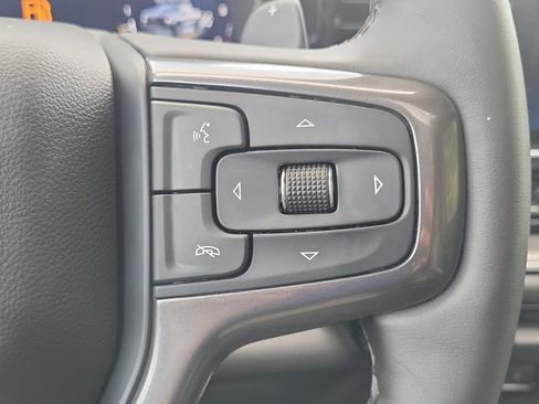 Used 2025 Chevrolet Silverado 1500 ZR2 w/ Technology Package AWD/4WD image 21
