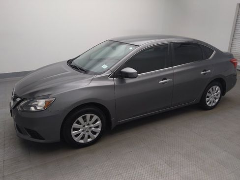 Used 2019 Nissan Sentra S FWD image 2