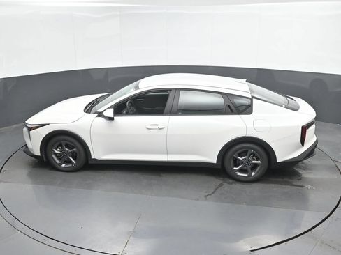 Used 2025 Kia K4 FWD image 38