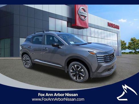 New 2026 Nissan Kicks SV w/ Cold Weather Package AWD/4WD image 7