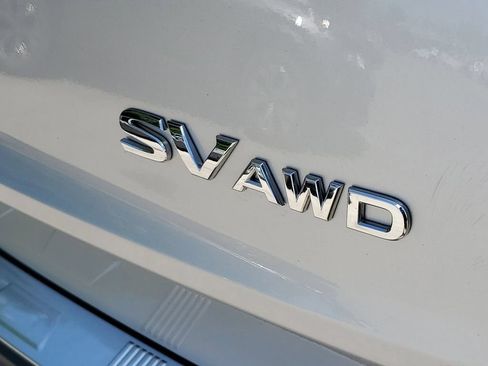 Used 2023 Nissan Rogue SV AWD/4WD image 6