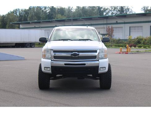 Used 2012 Chevrolet Silverado 1500 LT AWD/4WD image 5