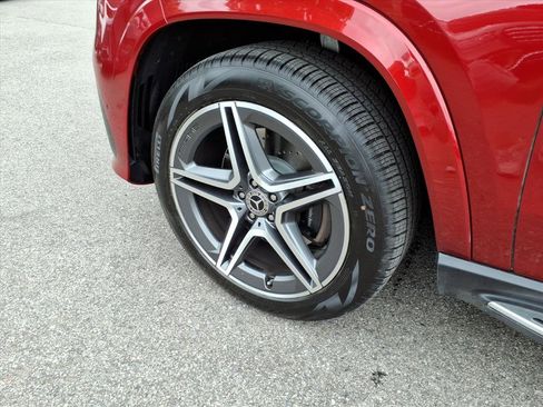 Certified 2024 Mercedes-Benz GLS 450 4MATIC image 9