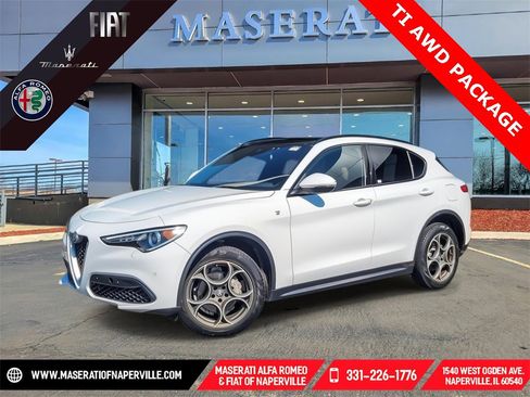 Used 2022 Alfa Romeo Stelvio Ti image 1