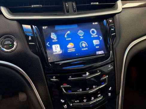 Used 2015 Cadillac XTS Luxury AWD/4WD image 25