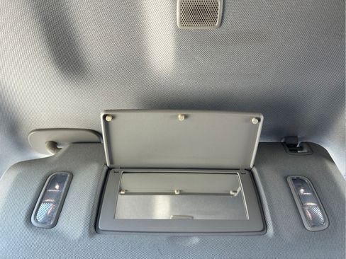 Used 2018 GMC Sierra 1500 SLT AWD/4WD image 36