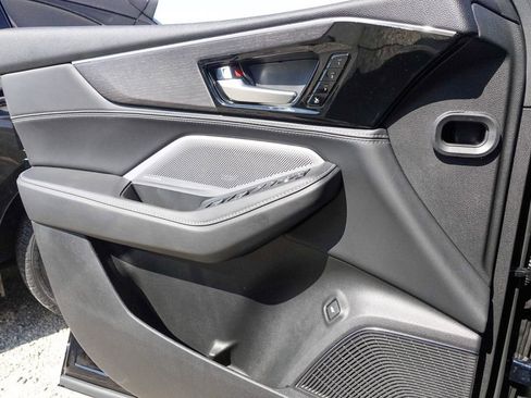 New 2026 Acura MDX Advance Package image 13