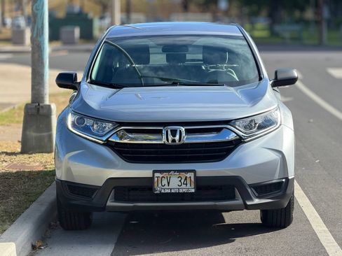 Used 2017 Honda CR-V LX image 6