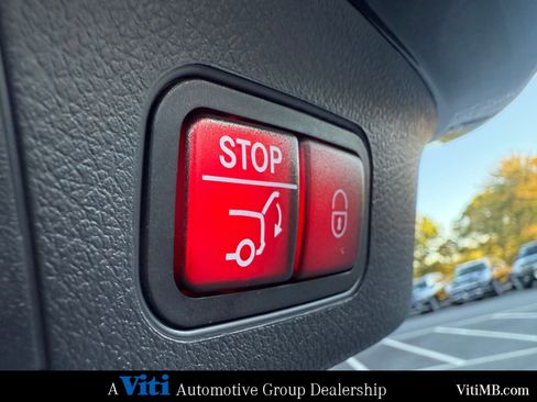 Certified 2025 Mercedes-Benz GLA 250 4MATIC image 25